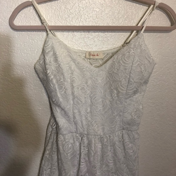 White romper - Picture 3 of 4